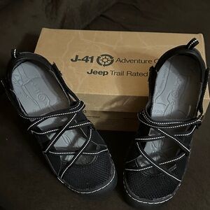 Jeep Trail Rated J-41 Adventure On Black Sport Sandals Women’s Size 6